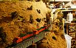 F51T6549 bnsf stack.JPG