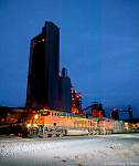 F51T4038-complete-night-monolith-7526-604-.jpg